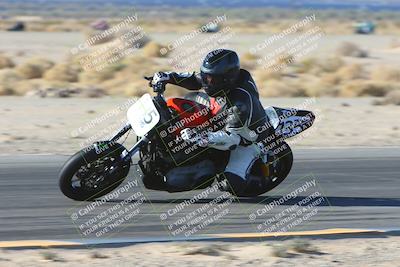 media/Jan-10-2025-CVMA Friday Practice (Fri) [[489e0da257]]/Group 4 and Trackday/Session 2 (Turn 4 Inside)/